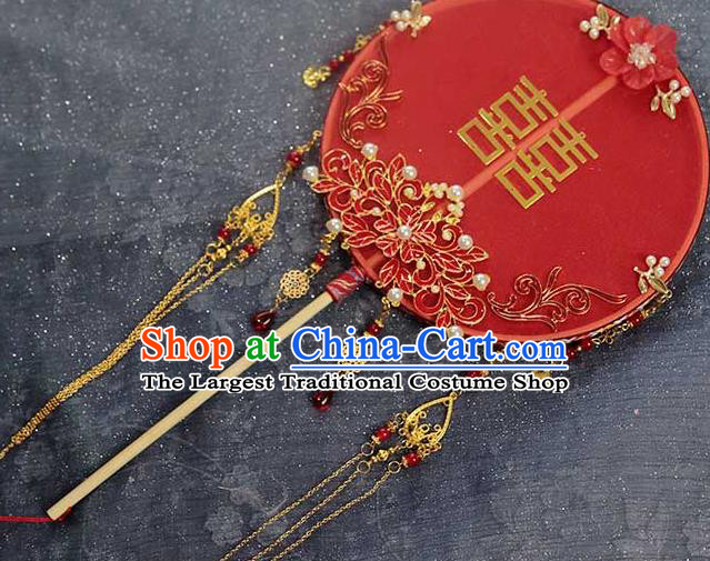 China Traditional Bride Red Silk Fan Classical Dance Enamel Red Flower Circular Fan Handmade Wedding Palace Fan