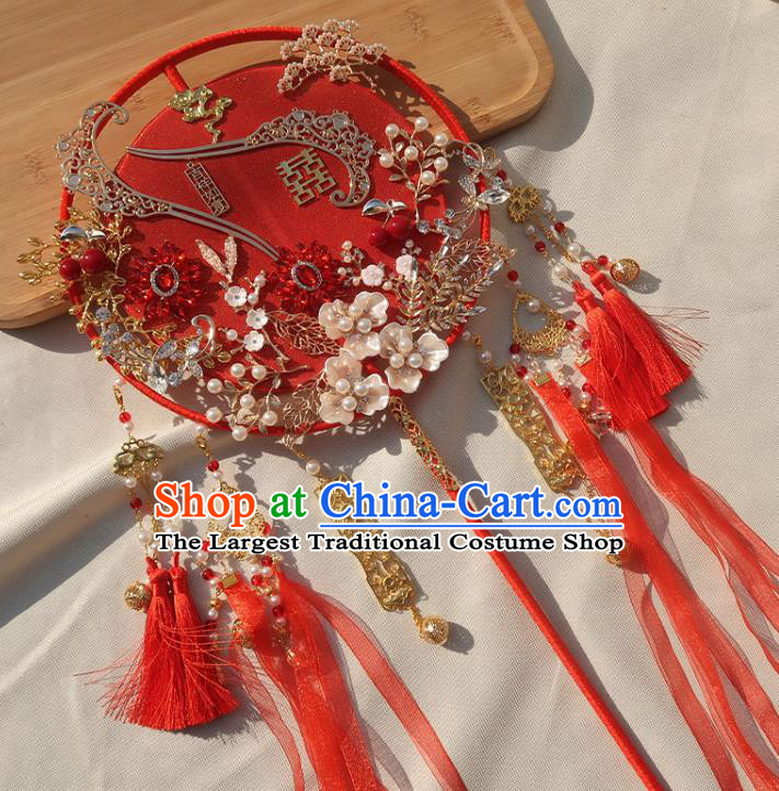 China Traditional Bride Red Ribbon Tassel Silk Fan Classical Dance Circular Fan Handmade Wedding Shell Flowers Palace Fan