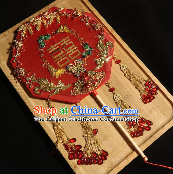 China Handmade Bride Red Beads Tassel Palace Fan Traditional Wedding Silk Fan Classical Dance Octagon Fan