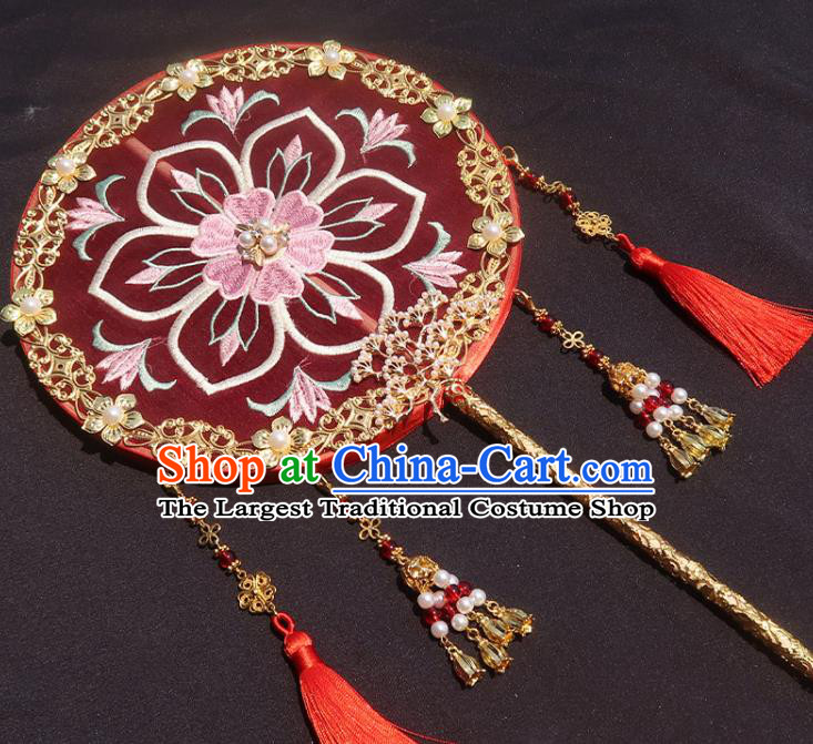 China Traditional Tang Dynasty Hanfu Circular Fan Classical Wedding Fan Handmade Embroidered Palace Fan
