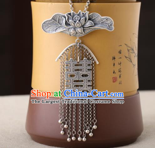 China Classical Cheongsam Silver Carving Lotus Necklace Traditional Wedding Tassel Necklet Accessories