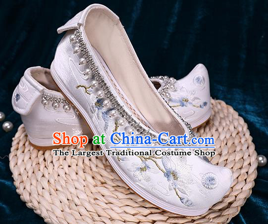 Chinese Handmade Pearls Shoes Ancient Princess White Satin Shoes Traditional Embroidered Mangnolia Shoes