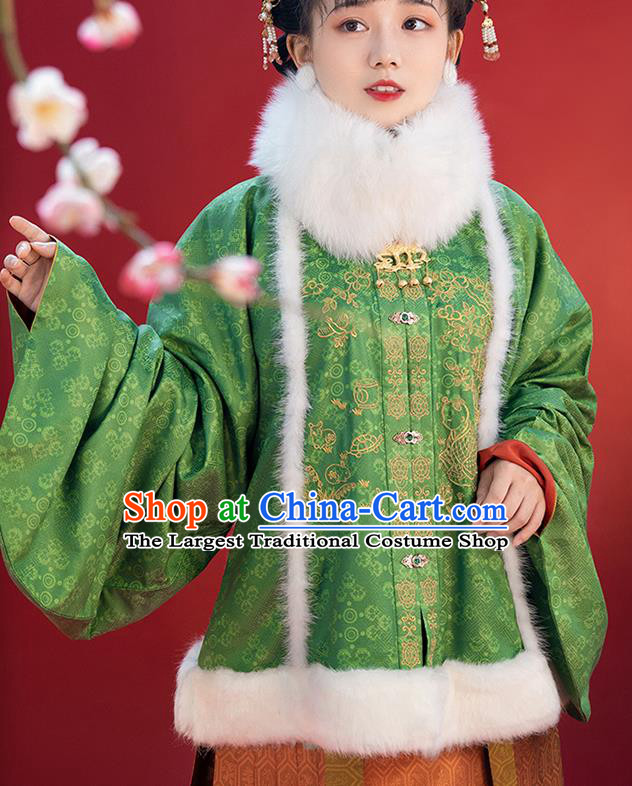 China Ancient Noble Beauty Hanfu Dress Traditional Ming Dynasty Royal Princess Historical Clothing