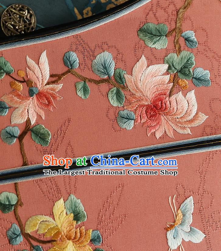 China Traditional Hanfu Pink Silk Fan Wedding Embroidered Chrysanthemum Palace Fan Handmade Fans