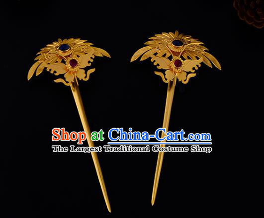 China Ancient Palace Empress Hairpin Handmade Traditional Ming Dynasty Golden Butterfly Chrysanthemum Hair Stick