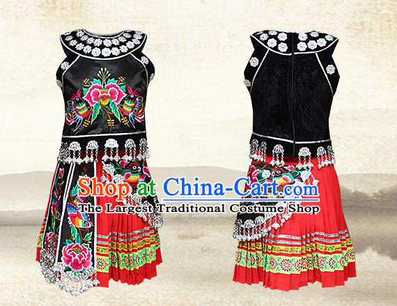 Chinese Hmong Ethnic Female Folk Dance Outfits Miao Nationality Stage Performance Clothing and Hair Accessories