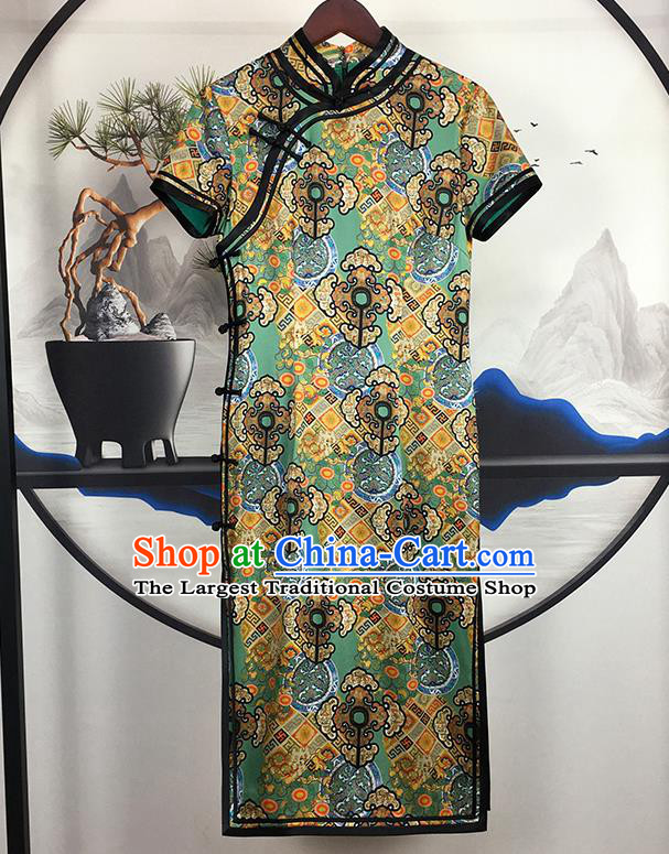 China National Young Woman Green Silk Qipao Dress Traditional Printing Cheongsam Classical Party Compere Clothing