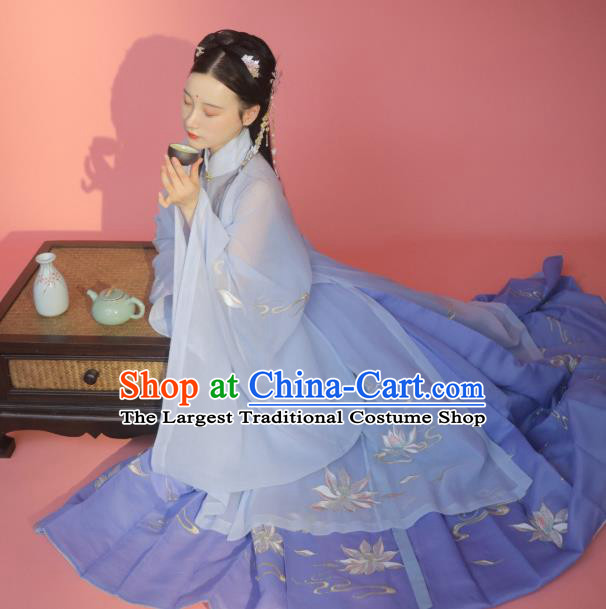 China Traditional Ming Dynasty Noble Beauty Historical Clothing Ancient Young Lady Blue Hanfu Dress Garment
