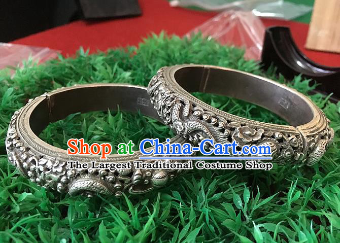 Handmade China Ethnic Silver Carving Dragon Bangle National Bracelet Accessories
