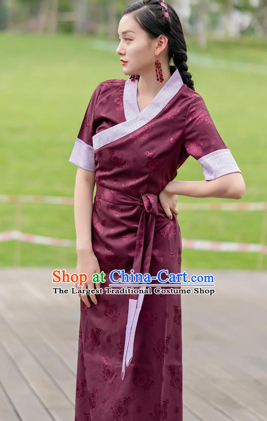 China Traditional Xizang Tibetan Minority Bola Costume Zang Nationality Heishui Dance Wine Red Brocade Dress Clothing