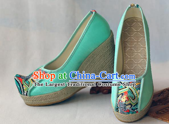Chinese Yunnan Ethnic Woman Wedge Heel Shoes National Embroidered Green Cloth Shoes