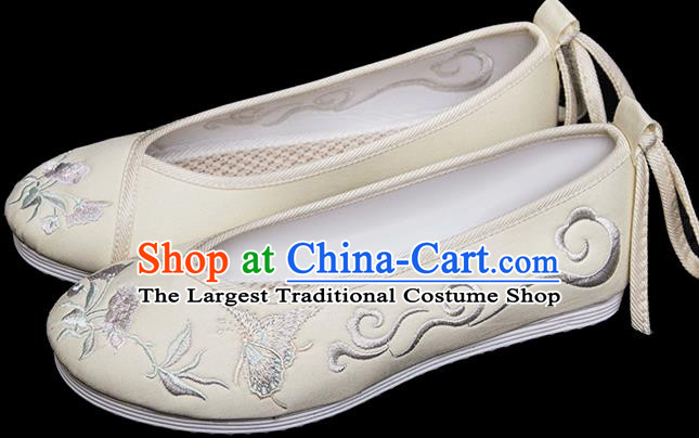 Chinese Classical Embroidered Butterfly Shoes Traditional Light Yellow Cloth Shoes National Woman Shoes