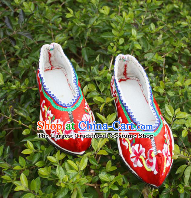 Chinese Traditional Wedding Red Embroidered Shoes Handmade Strong Cloth Soles Shoes Yi Ethnic Female Shoes
