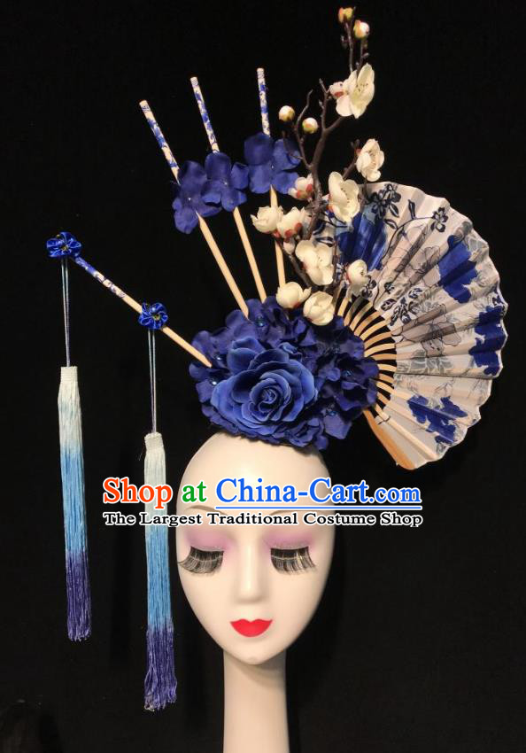 China Qipao Catwalks Deluxe Headdress Handmade Bride Fashion Headwear Stage Show Fan Hair Crown Court Blue Flower Hair Clasp