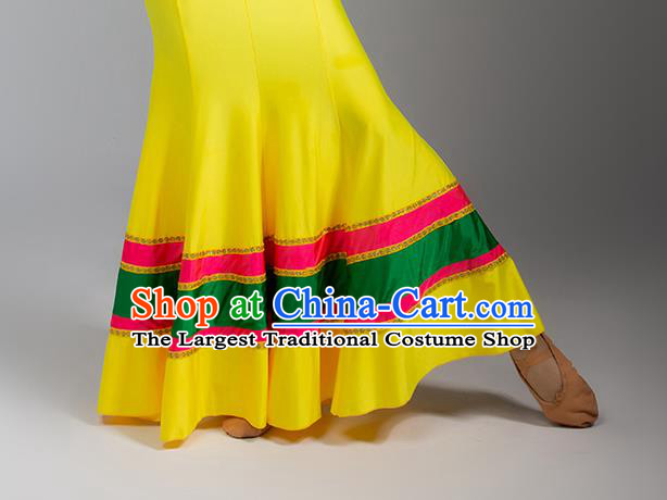 China Dai Nationality Stage Performance Clothing Yunnan Ethnic Dance Garments Minority Peacock Dance Yellow Dress