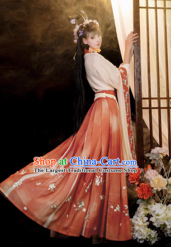 China Ancient Royal Princess Dress Traditional Hanfu Garments Jin Dynasty Noble Infanta Historical Clothing