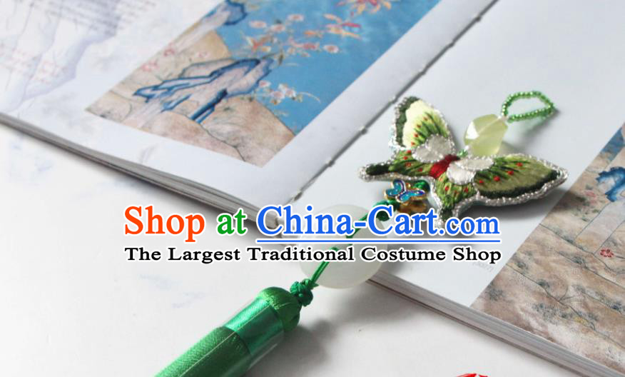 Handmade China Suzhou Embroidered Green Butterfly Belt Pendant Classical Hanfu Tassel Brooch Accessories