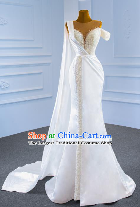 Custom Ceremony Vintage Clothing Luxury Fishtail Wedding Dress Compere Embroidery Pearls Garment Marriage Bride White Satin Full Dress Catwalks Formal Costume