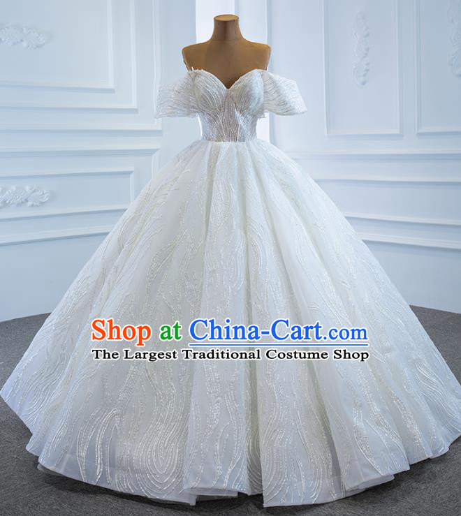 Custom Vintage Embroidery Wedding Dress Luxury Formal Garment Compere White Full Dress Catwalks Princess Costume Marriage Bride Clothing