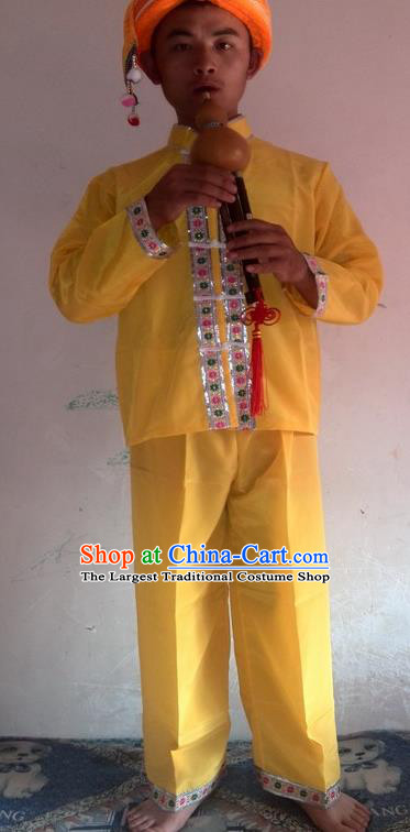 China Yunnan Minority Male Costumes Dai Nationality Folk Dance Clothing Ethnic Cucurbit Flute Performance Yellow Outfits