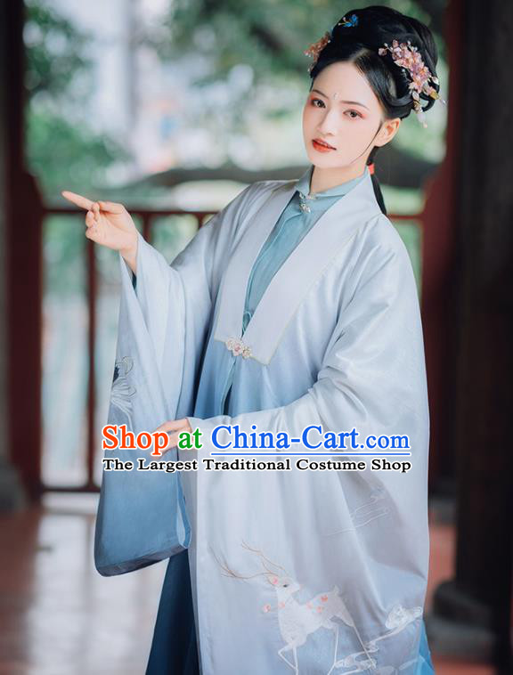 China Traditional Imperial Mistress Historical Clothing Ancient Royal Countess Blue Hanfu Dress Attire Ming Dynasty Young Woman Garment Costumes