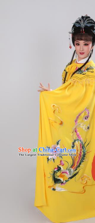 China Ancient Princess Clothing Shaoxing Opera Empress Embroidered Yellow Mantle Peking Opera Hua Tan Cape Costume