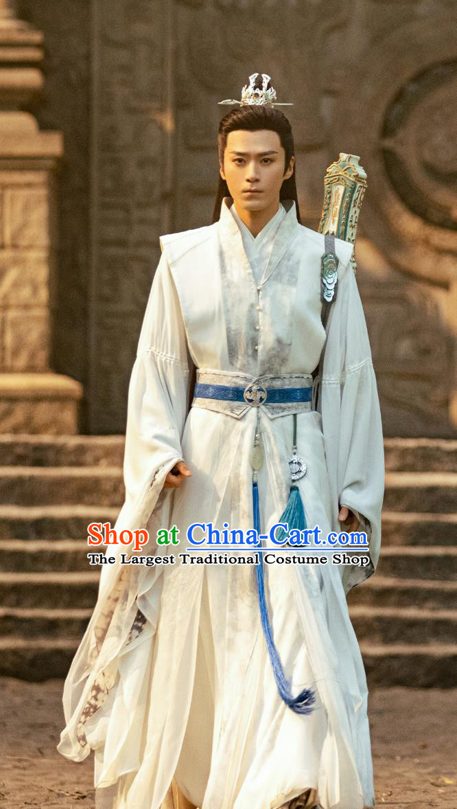 Ancient Chinese Super Hero White Clothing Xian Xia Drama Sword and Fairy 4 Young Warrior Murong Zi Ying Garment Costumes