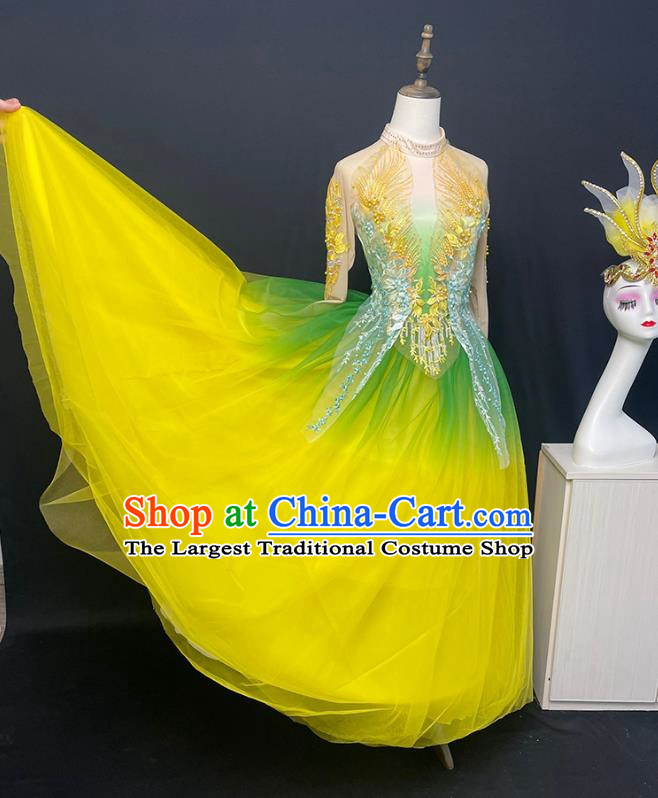 Yellow Green Opening Dance Performance Costumes With Large Swing Skirts Female Atmospheric Singing And Dancing Costumes Spring Story Dance Costumes