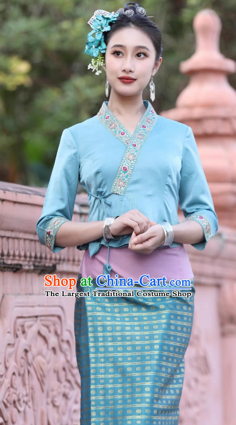 Dai Traditional Clothing Female Blue Suit