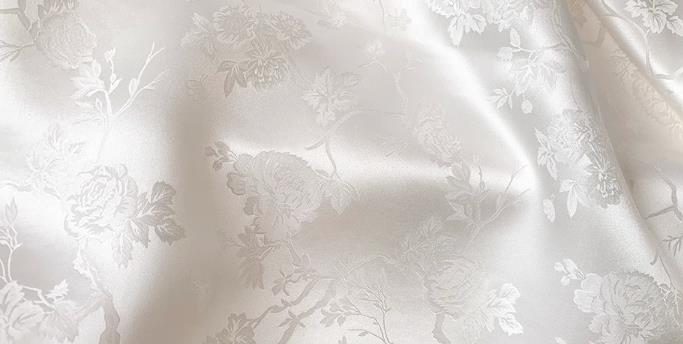 White Traditional Cheongsam Fabric China Mulberry Silk Cloth Chinese Classical Peony Pattern Jacquard Material