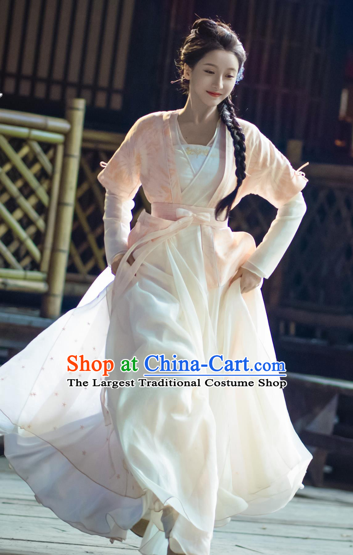 Ancient China Noble Lady Clothing Chinese Drama Dashing Youth Princess Yi Wen Jun Costume