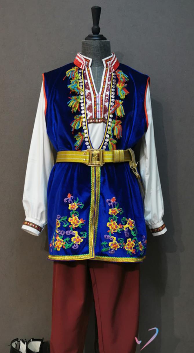 European Male Fashion Show Performance Attire Russia Traditional Costume