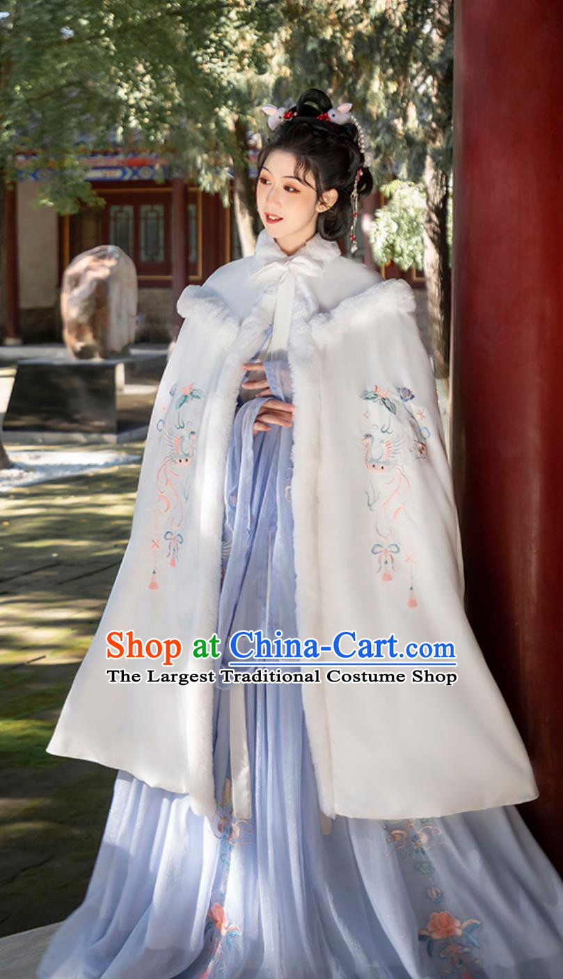White Heavy Embroidery Hanfu Cape Chinese Traditional Women Winter Woolen Coat