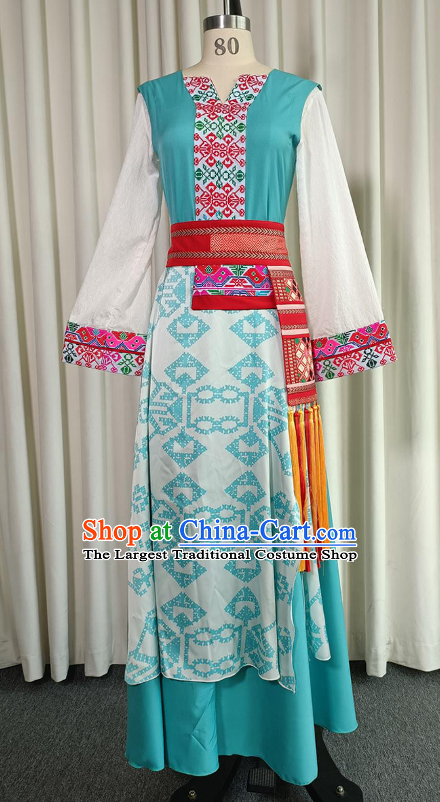 Yunnan Yao Ethnic Dance Costume Lotus Award Hua Yao Embroidery Women Group Dance Clothing