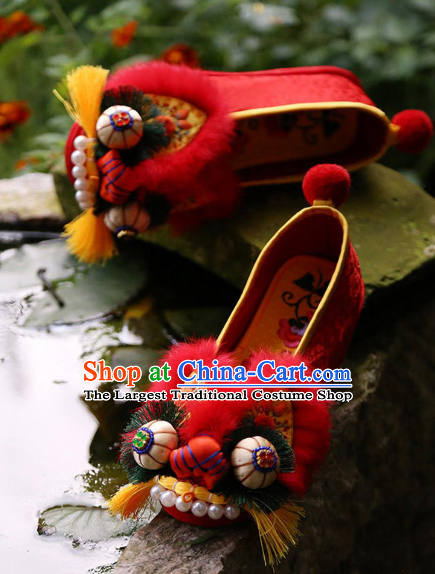 Intangible Cultural Heritage Artwork Chinese Handmade Embroidered Tiger Head Shoes Red Layered Sole Shoes